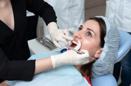 1800 Emergency Dentist Brooklyn 24 Hour - Professional dental clinic exterior with modern facilities