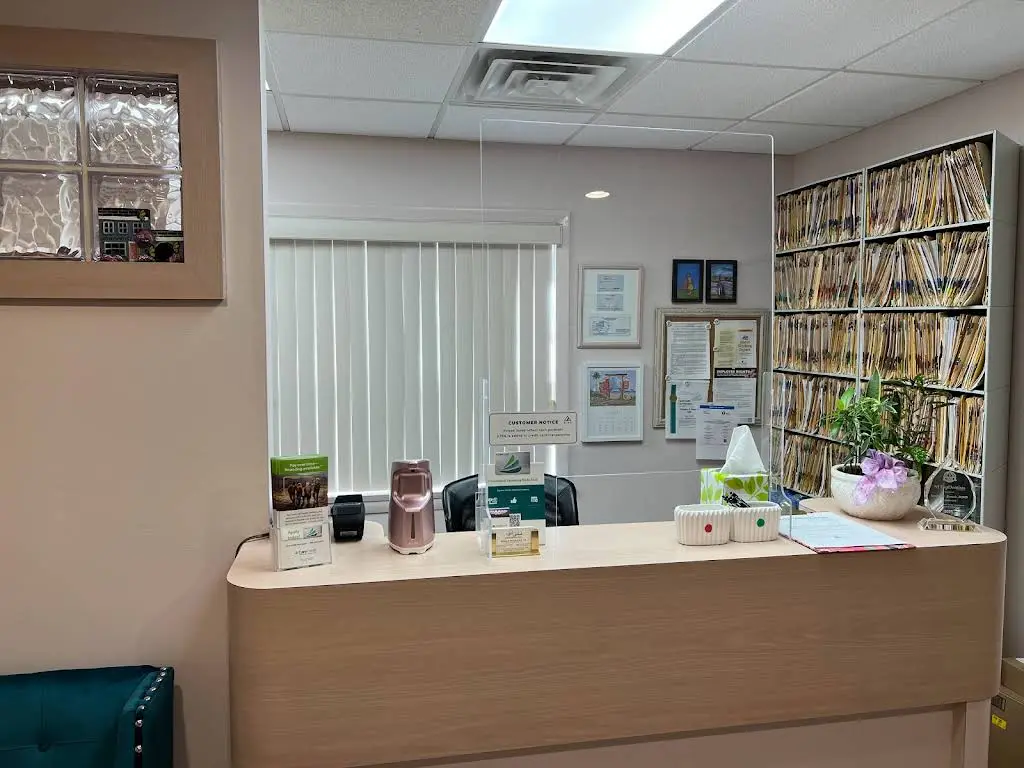 Dorothy A. Pascale, DMD, PA - Professional dental clinic exterior with modern facilities