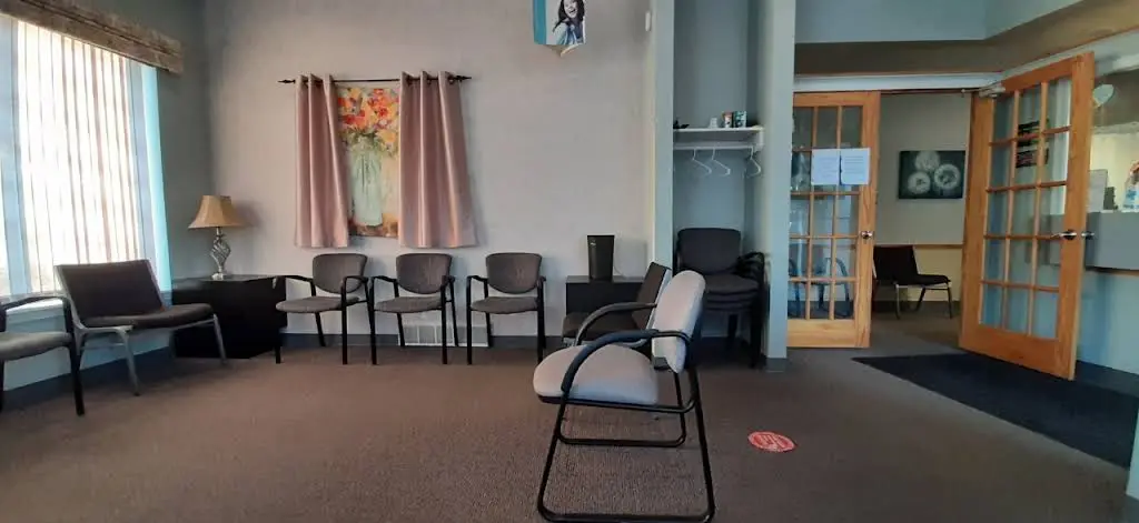 Dr. Bob's Dental Care - Professional dental clinic exterior with modern facilities
