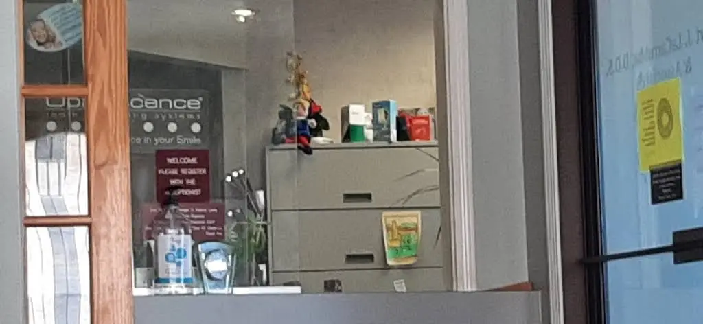 Dr. Bob's Dental Care