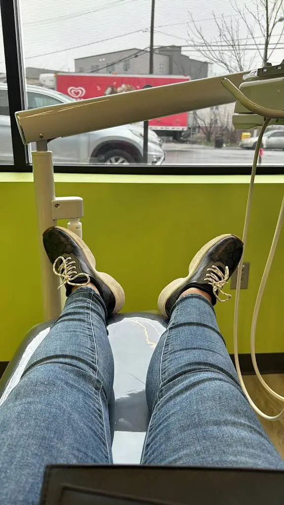 Abra Dental - Bloomfield Ave