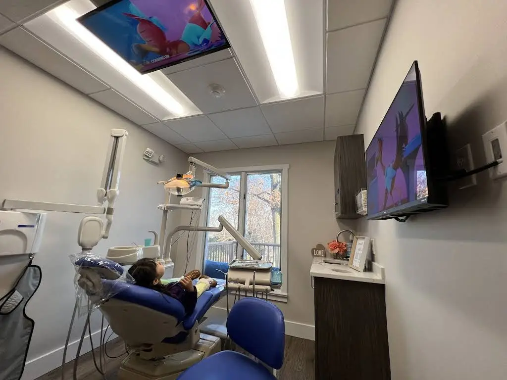Constandelis Dental