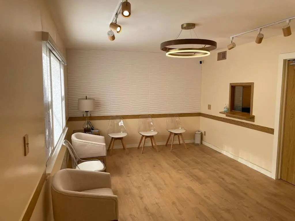 Advanced Dentistry of Queens - Professional dental clinic exterior with modern facilities