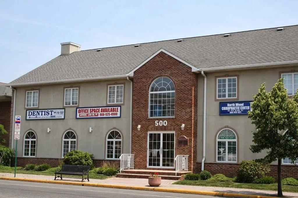 Anna Pawlowska DDS - Professional dental clinic exterior with modern facilities