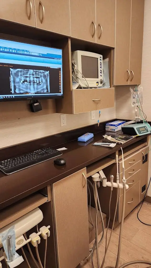 Leading Edge Oral Surgery Elmhurst
