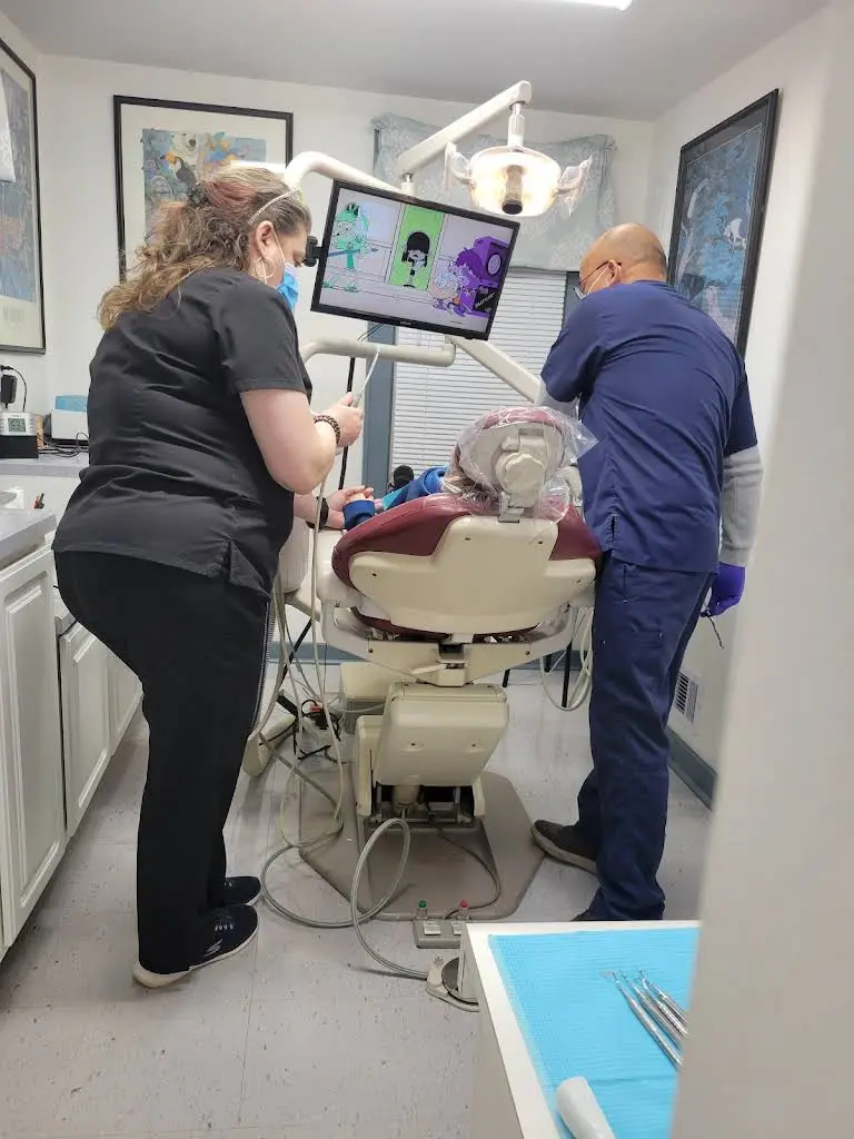 RT Dental - Richard Tom D.M.D.