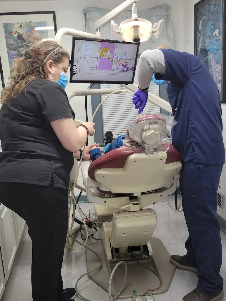 RT Dental - Richard Tom D.M.D.