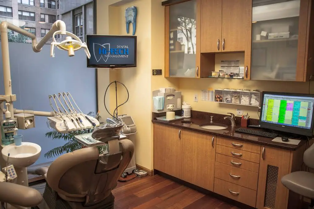 Murray Hill Dental, PC - Professional dental clinic exterior with modern facilities