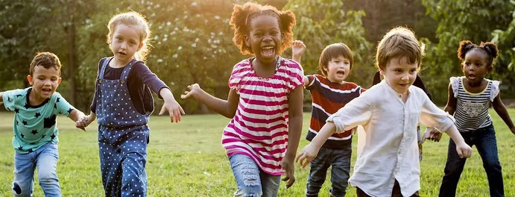 Happy Smile Pediatric Dentistry - Professional dental clinic exterior with modern facilities