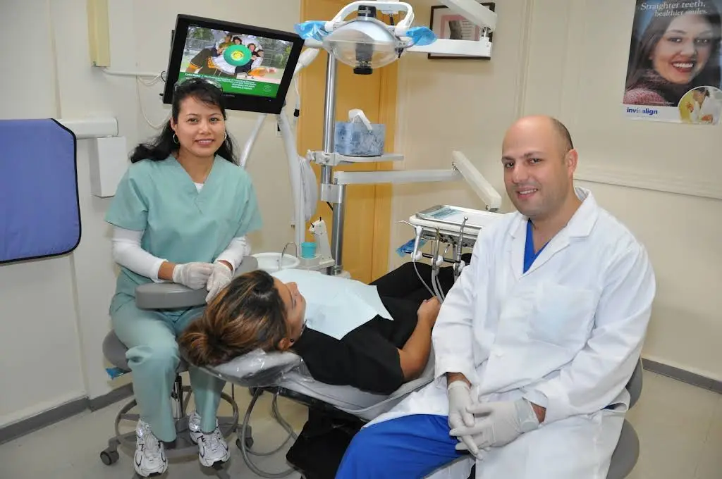 Hollywood Smile