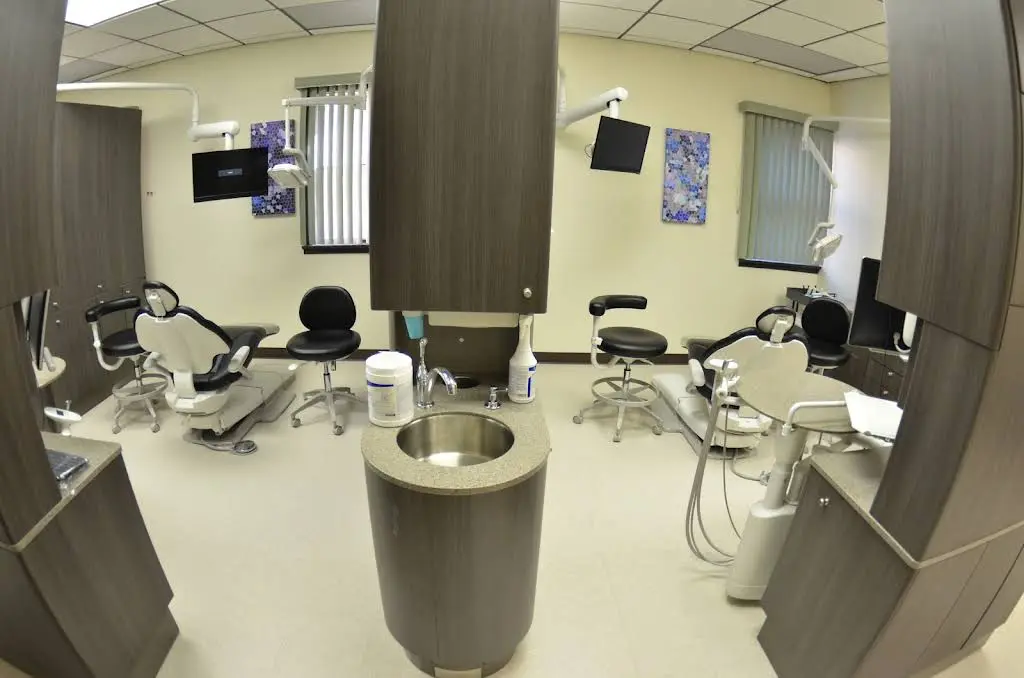 Howe Dental Associates