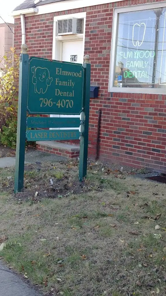 Elmwood Family Dental - Professional dental clinic exterior with modern facilities