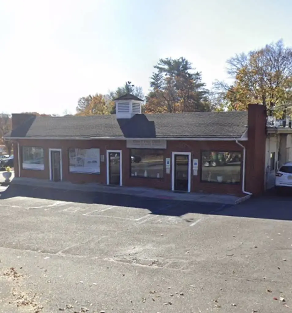 Elliot P. Frey, DMD - Professional dental clinic exterior with modern facilities