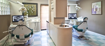 Apple Dental Group