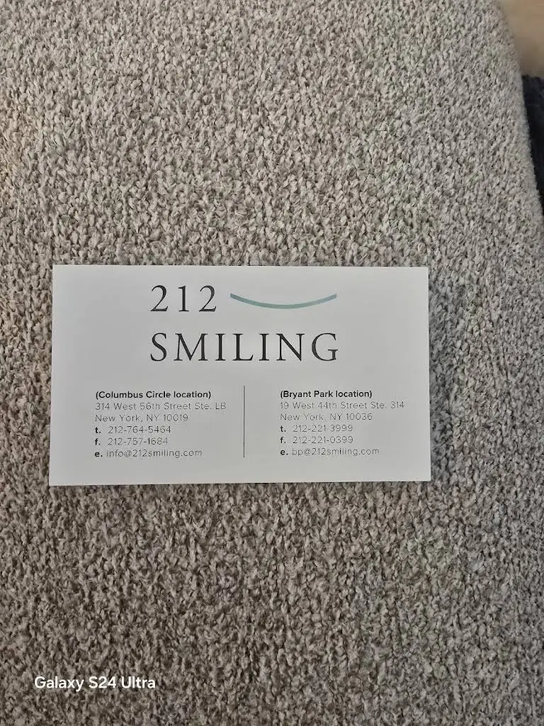 212 Smiling Cosmetic Dentistry