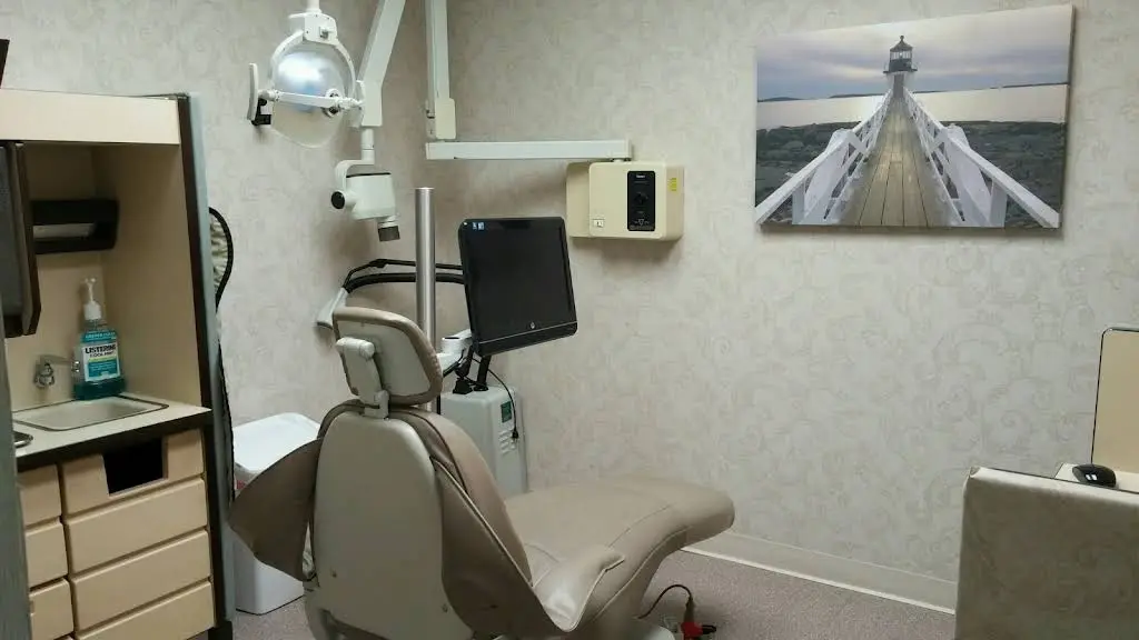 Henner Dental Associates