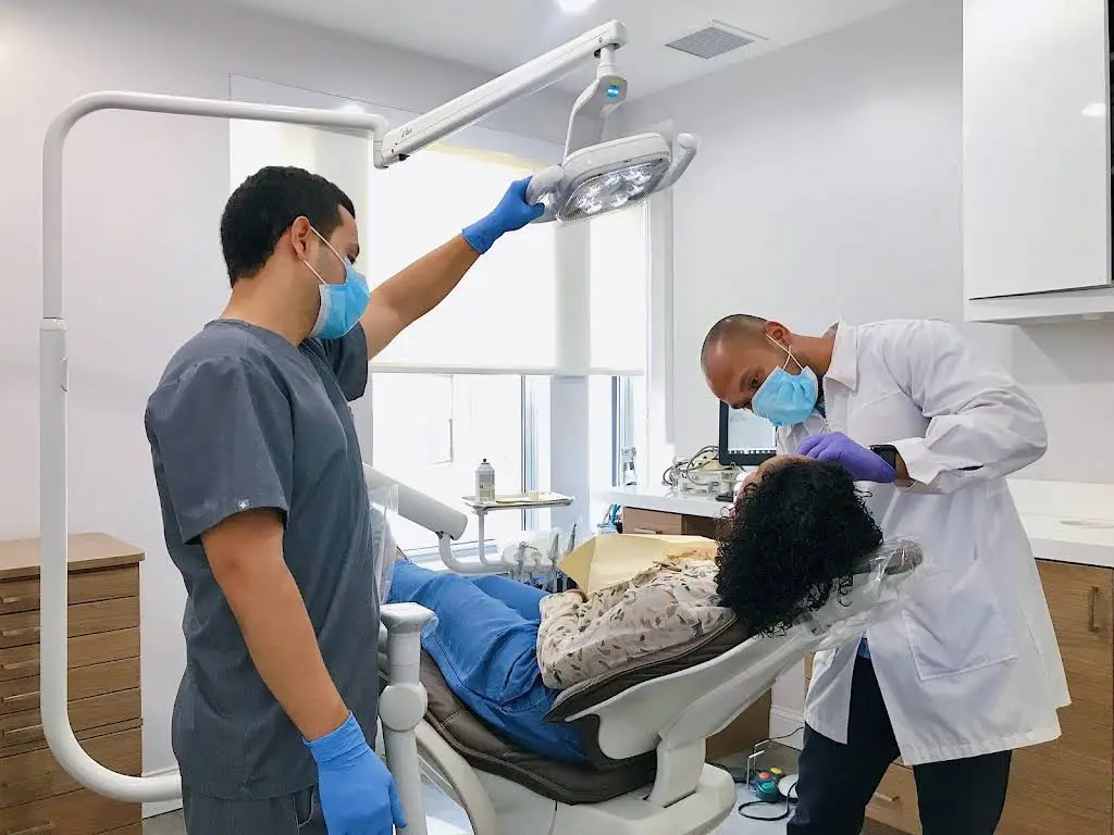 Rockefeller Cosmetic Dentistry - Professional dental clinic exterior with modern facilities