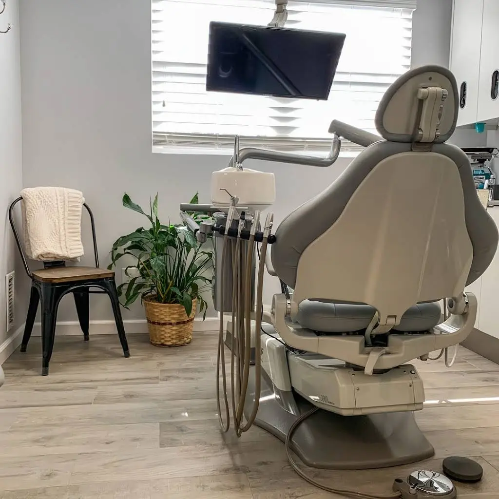 About Face / The TMJ - Jaw Pain Center / Robotic Implant Center