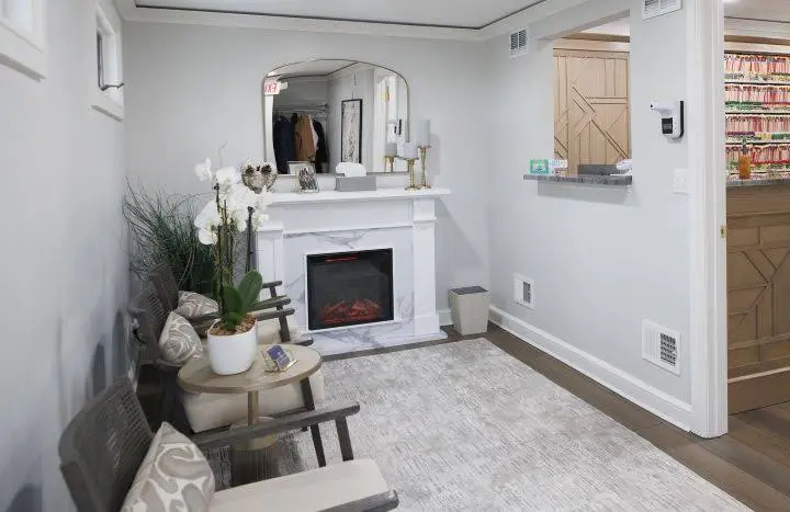 Vidal Dental Associates - Professional dental clinic exterior with modern facilities