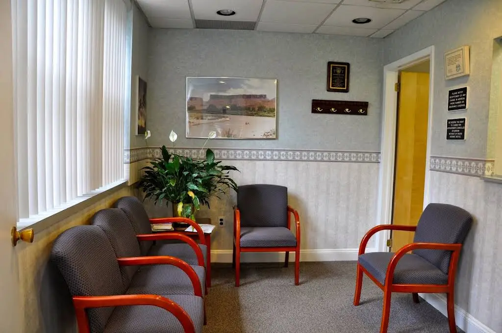Lynbrook Family Dental: Jeffrey W. Fox, D.D.S.
