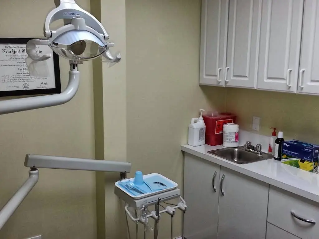Everlasting Smiles Dental - Professional dental clinic exterior with modern facilities