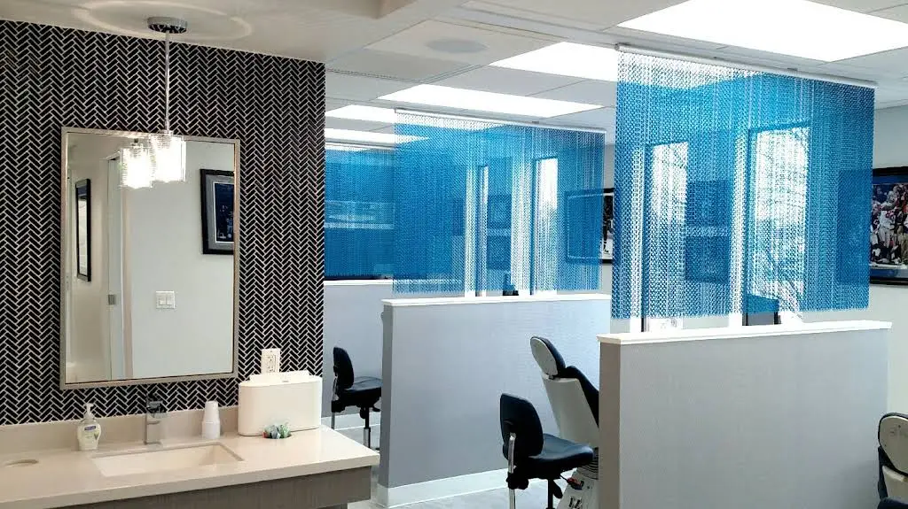 Dr. Doug Orthodontics PLLC - Professional dental clinic exterior with modern facilities