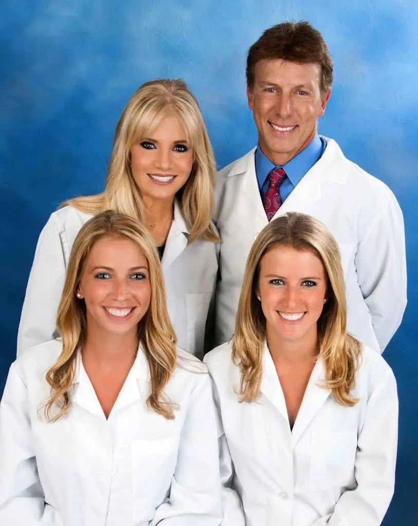Danoff & Associates, LLP - Professional dental clinic exterior with modern facilities