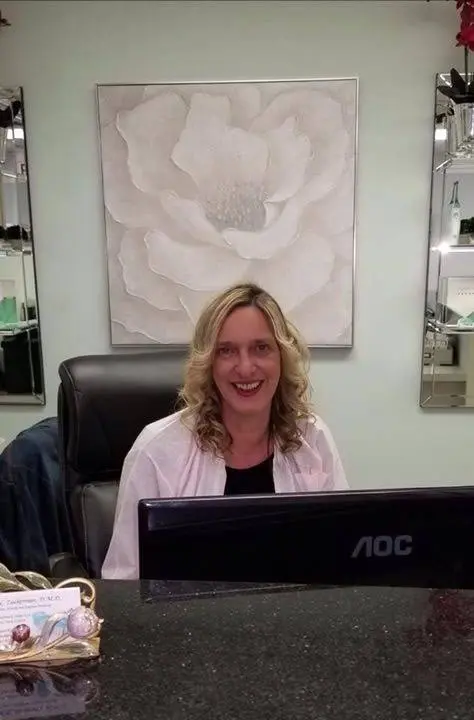 Heidi N. Zuckerman, DMD - Great Neck Dentist