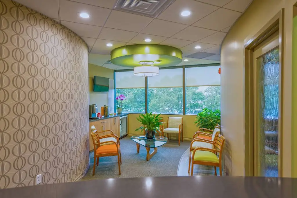 Metropolitan Endodontics