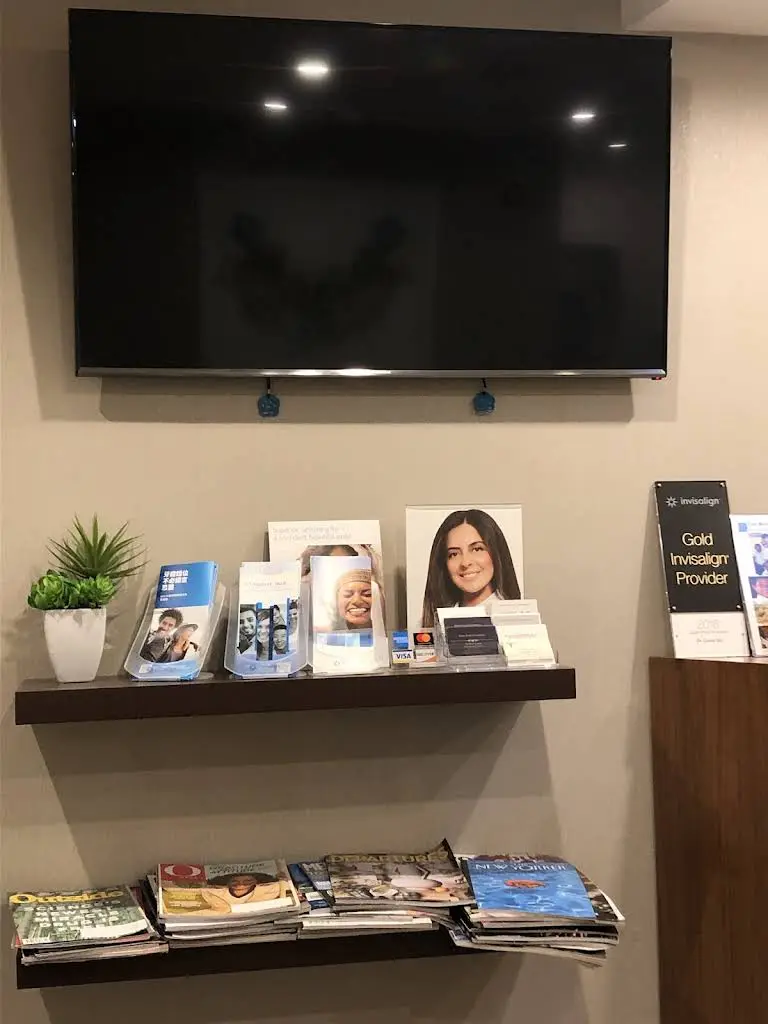 Dr. Bita Mosleh DDS / Mosleh Dental