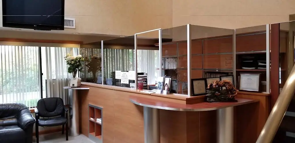 A&R Advanced Dental Group - Professional dental clinic exterior with modern facilities