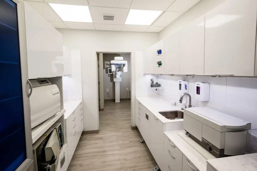 Dental Implants and Periodontology of Massapequa