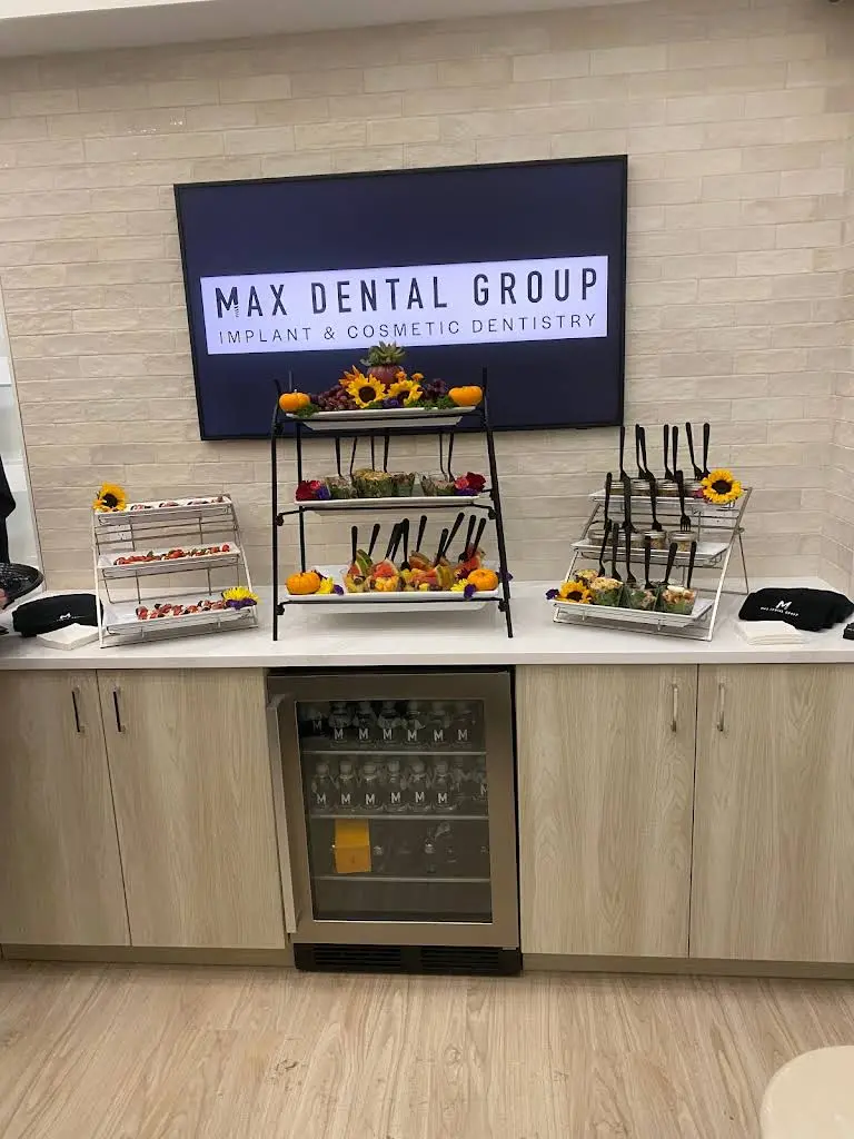 Max Dental Group