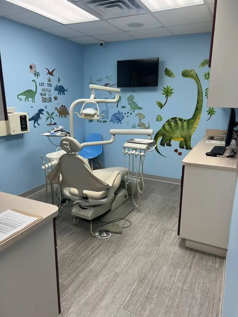 Tiny Teeth Big Smiles Pediatric Dentistry - Professional dental clinic exterior with modern facilities