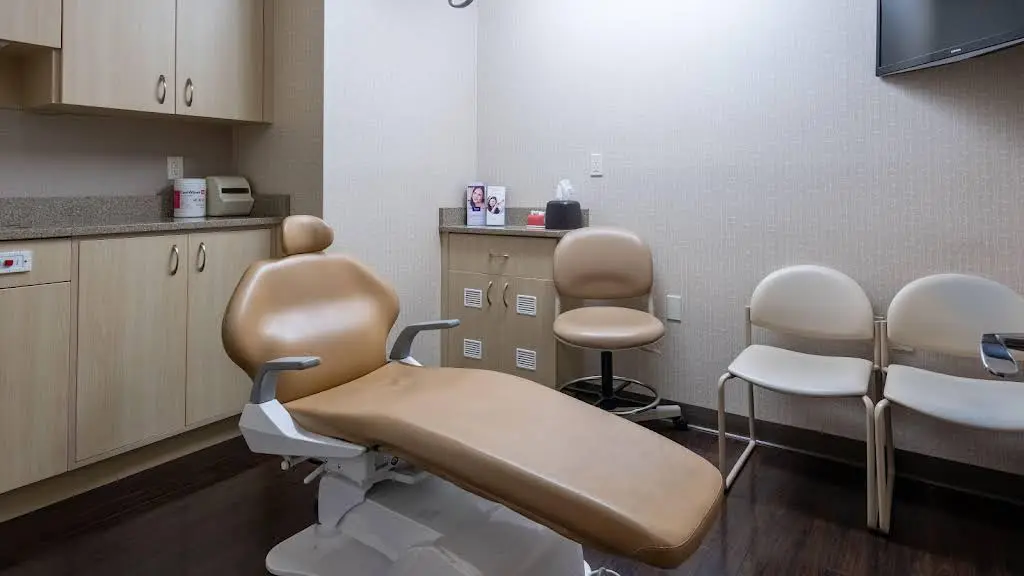 Leading Edge Oral Surgery Plainview