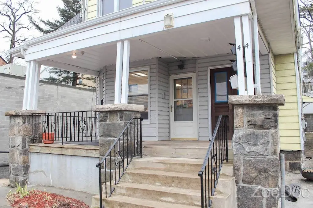 Sincere Dental Arts - Professional dental clinic exterior with modern facilities