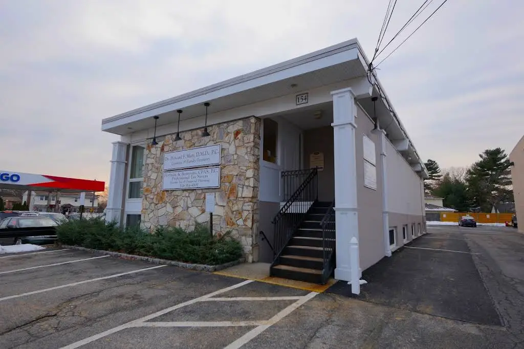 Howard F Matt, DMD - Syosset Cosmetic Dentistry