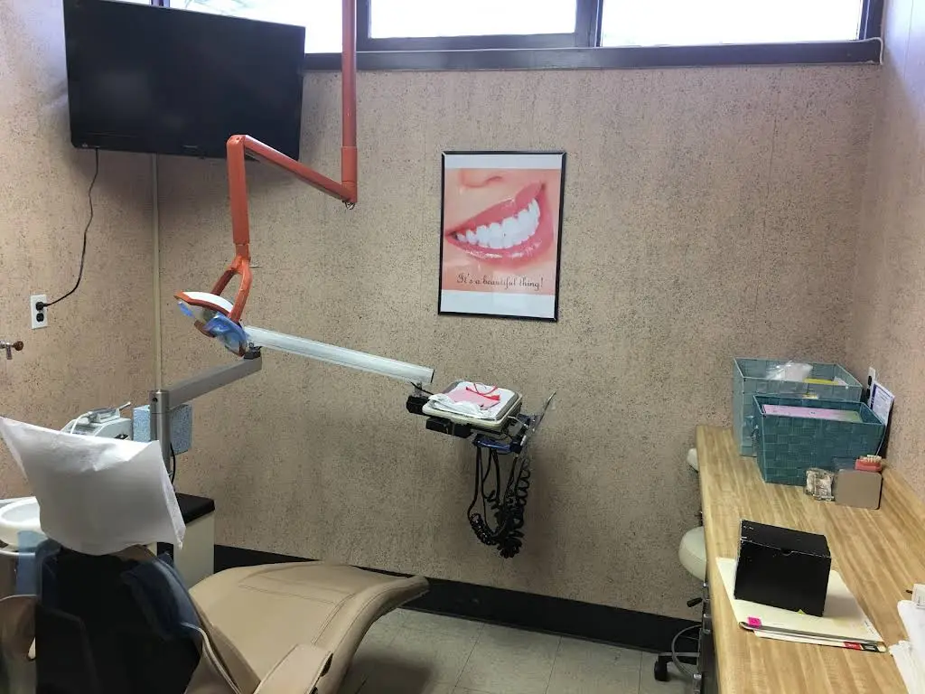 Howard F Matt, DMD - Syosset Cosmetic Dentistry