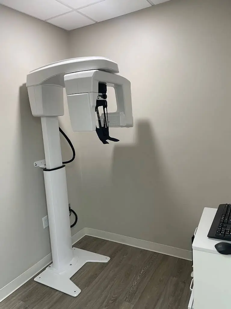 Riverdale Family Dentistry - Professional dental clinic exterior with modern facilities