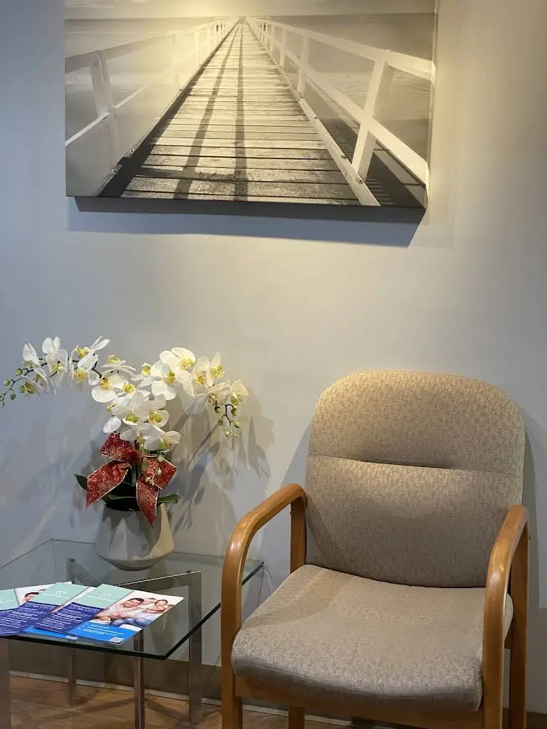 Supreme Dentist Stamford - Dental Implant Specialist and Emergency Dentist