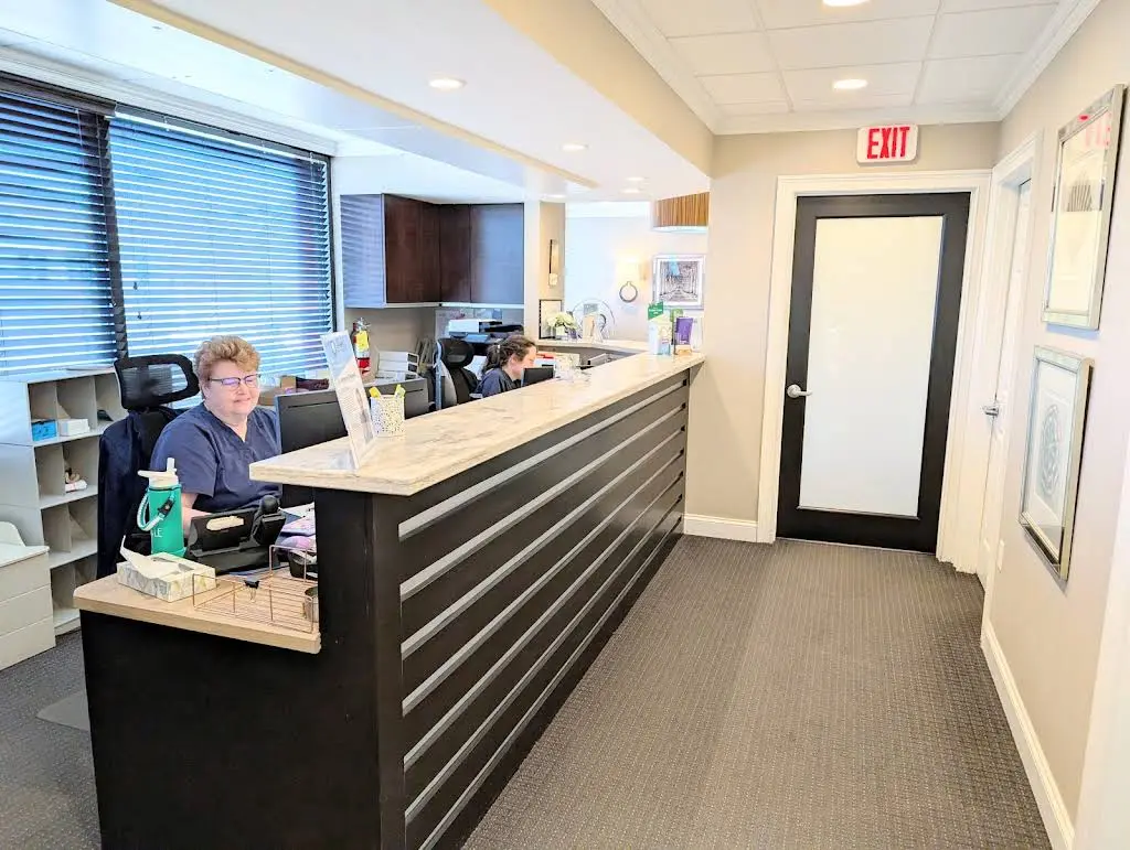 Darien Family Dental Care - Professional dental clinic exterior with modern facilities