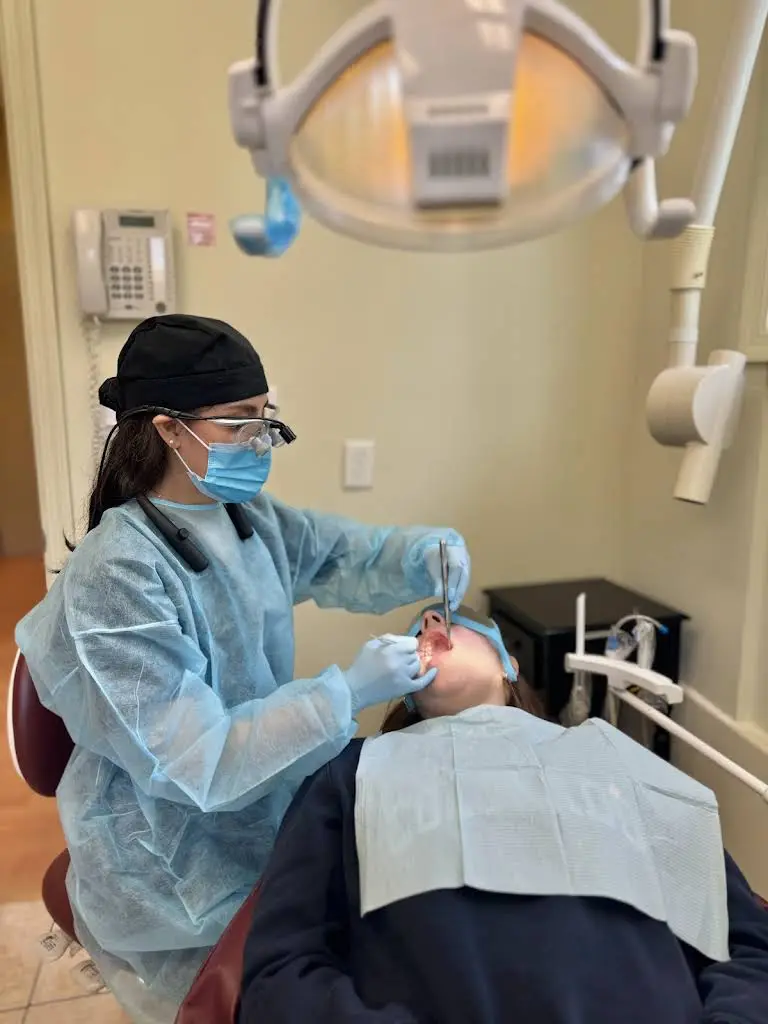 Dental Calm, Dentistas Hispanos de Port Chester