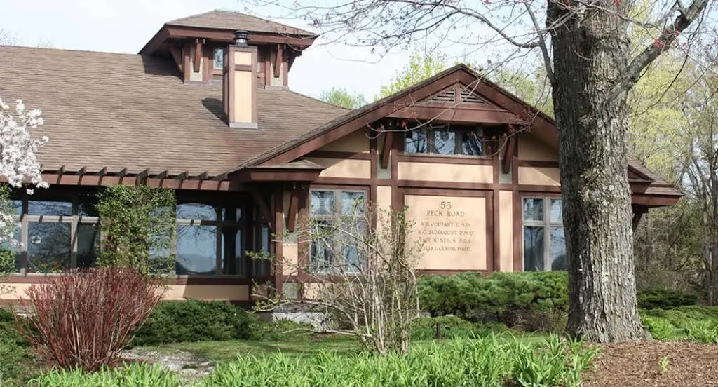 Northwest Corner Dental: Drs. Clauss & Wojewoda - Professional dental clinic exterior with modern facilities
