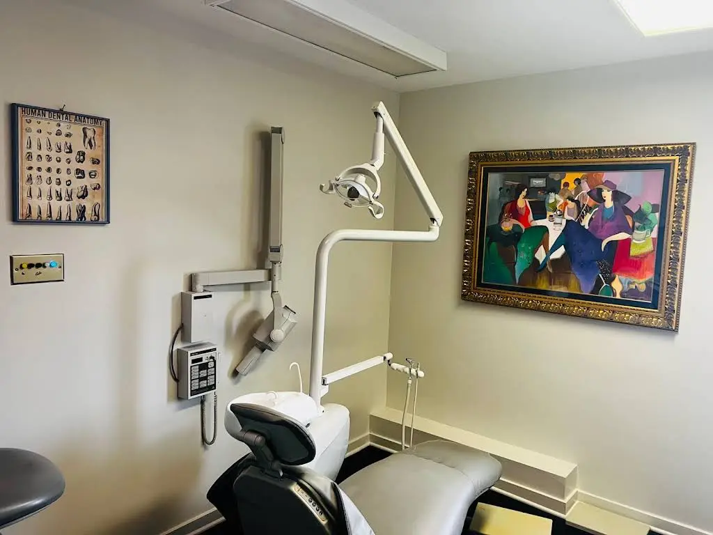 Advanced Dental of Westport CT - Professional dental clinic exterior with modern facilities
