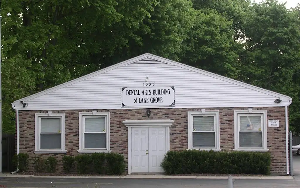 Ronald S. Wilensky, D.D.S. - Professional dental clinic exterior with modern facilities