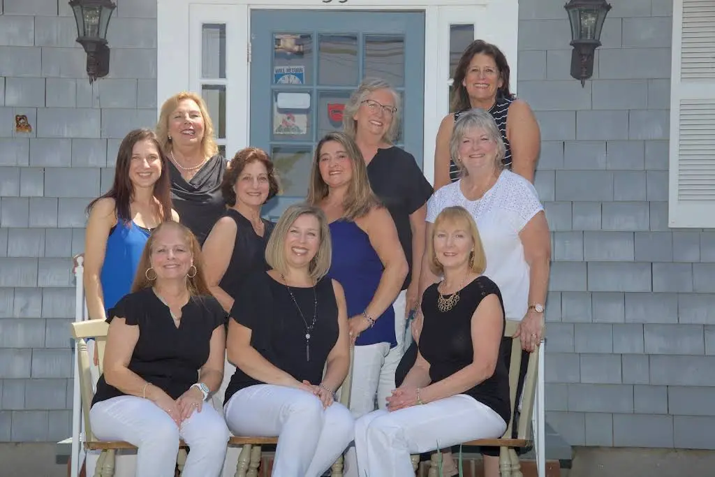 Bellport Family Dentistry - Professional dental clinic exterior with modern facilities