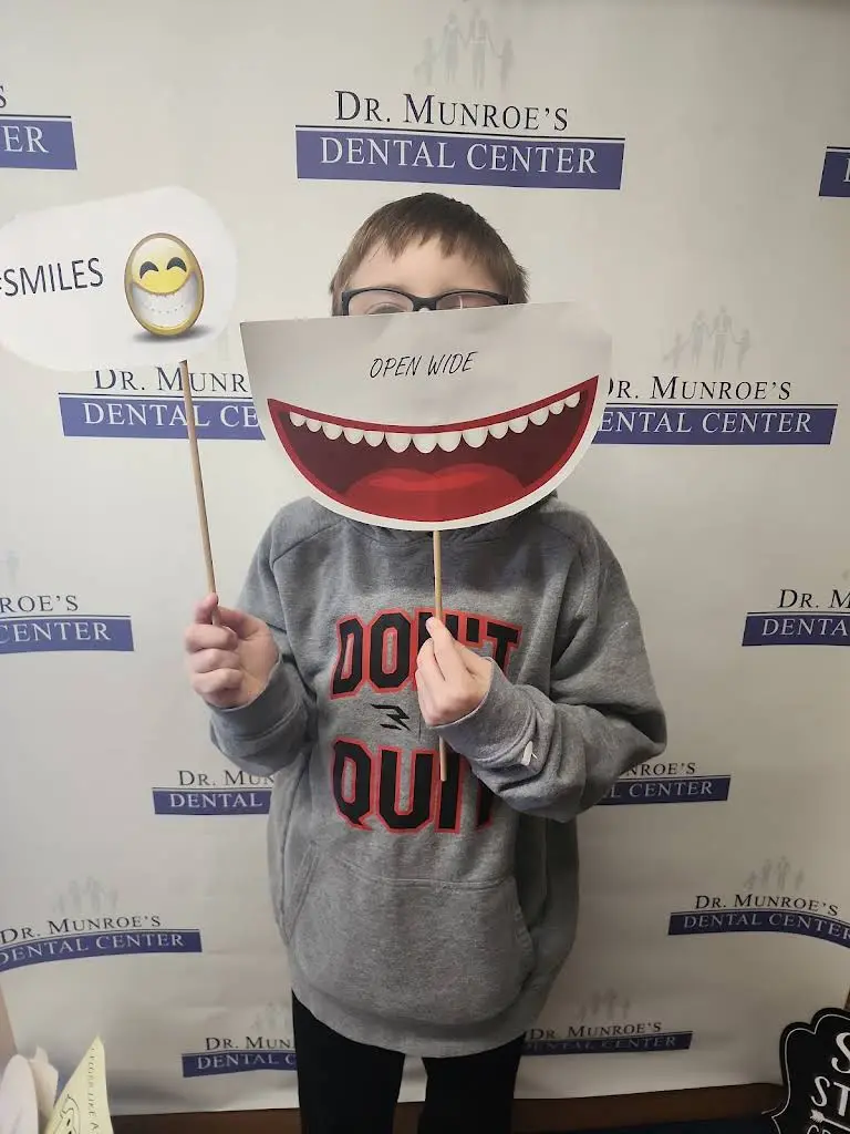 Dr. Munroe's Dental Center