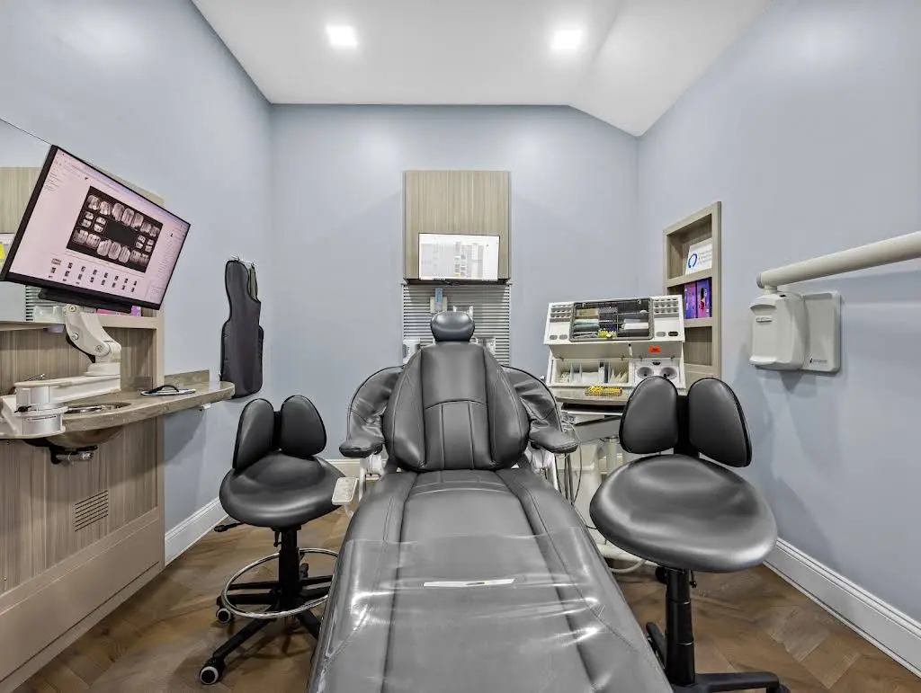 Dental Implants and Periodontics of Connecticut - Professional dental clinic exterior with modern facilities