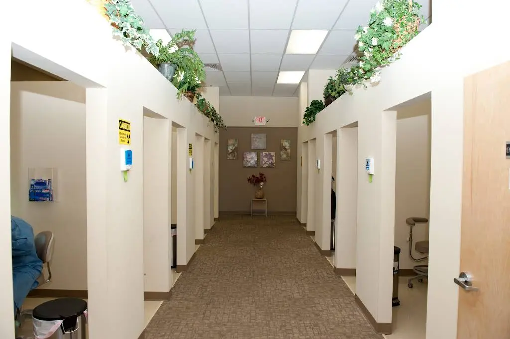 Dr. Dental: Dentistry & Braces