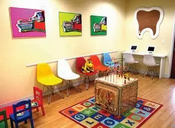 Dr. Chris' Small Smiles Pediatric Dentistry PLLC